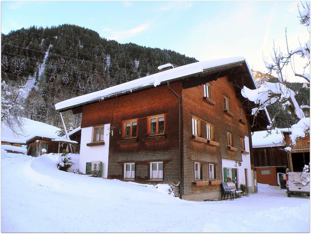 Haus Simma Apartment Dalaas Bagian luar foto
